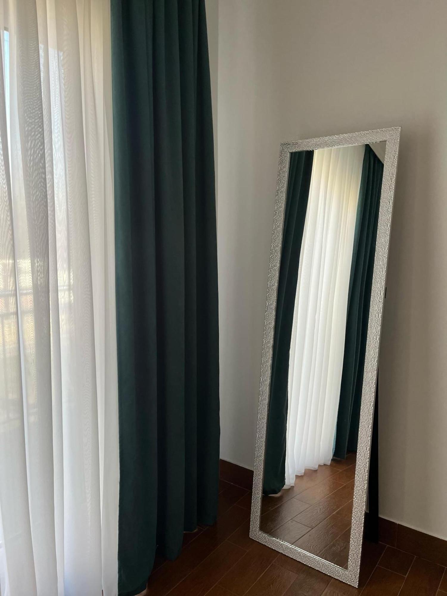 Surcin Apartment Ledine Buitenkant foto