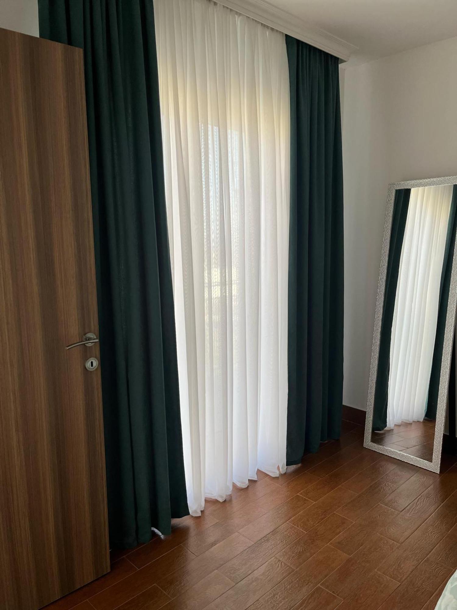Surcin Apartment Ledine Buitenkant foto