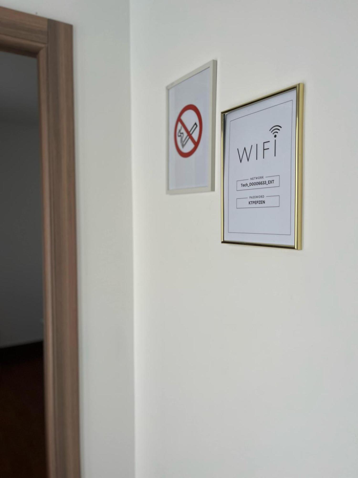 Surcin Apartment Ledine Buitenkant foto